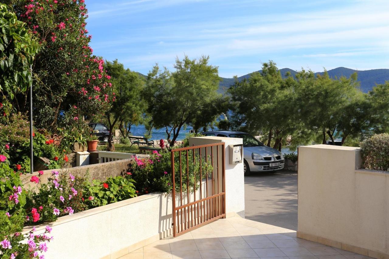 Apartments By The Sea Viganj, Peljesac - 10140 外观 照片